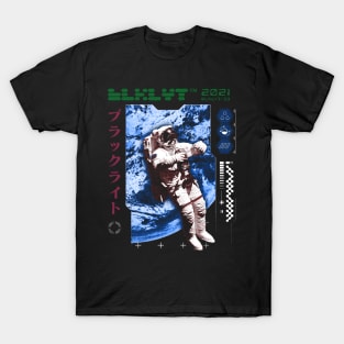 BLKLYT/33 - EARTH CALLING T-Shirt